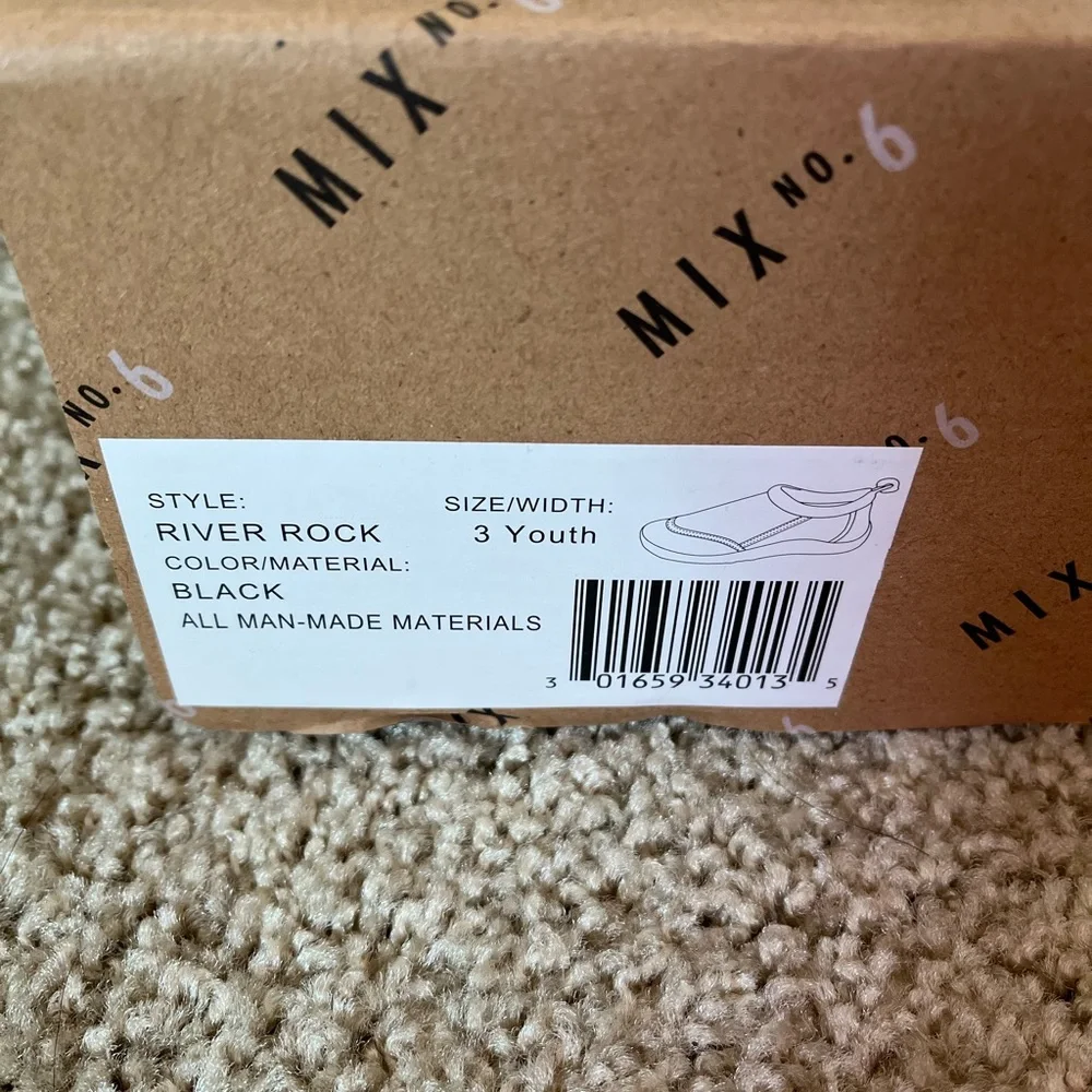 Brand new - Mix No. 6 - Water Shoe - black